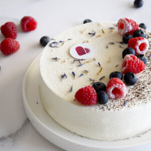 Entremets vanille & fruits-rouges