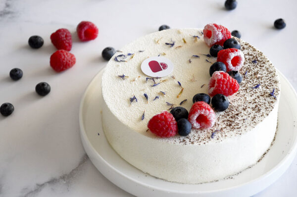 Entremets vanille & fruits-rouges