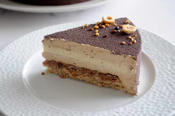 Entremets noisette & vanille